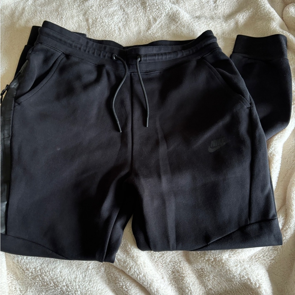 Men’s Black Niketech pants